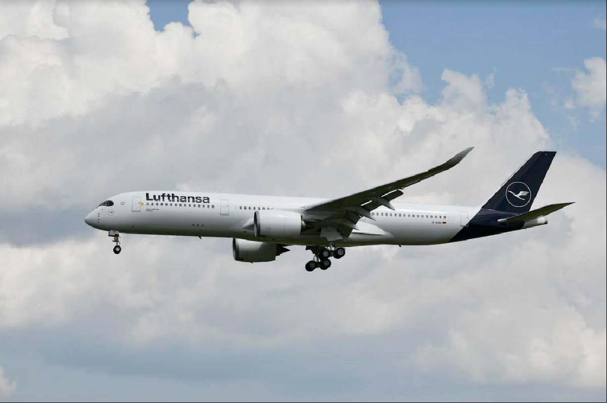 LUFTHANSA A A EXIGIR USO DE MÁSCARA EM VOOS A PARTIR DE 8 DE JUNHO