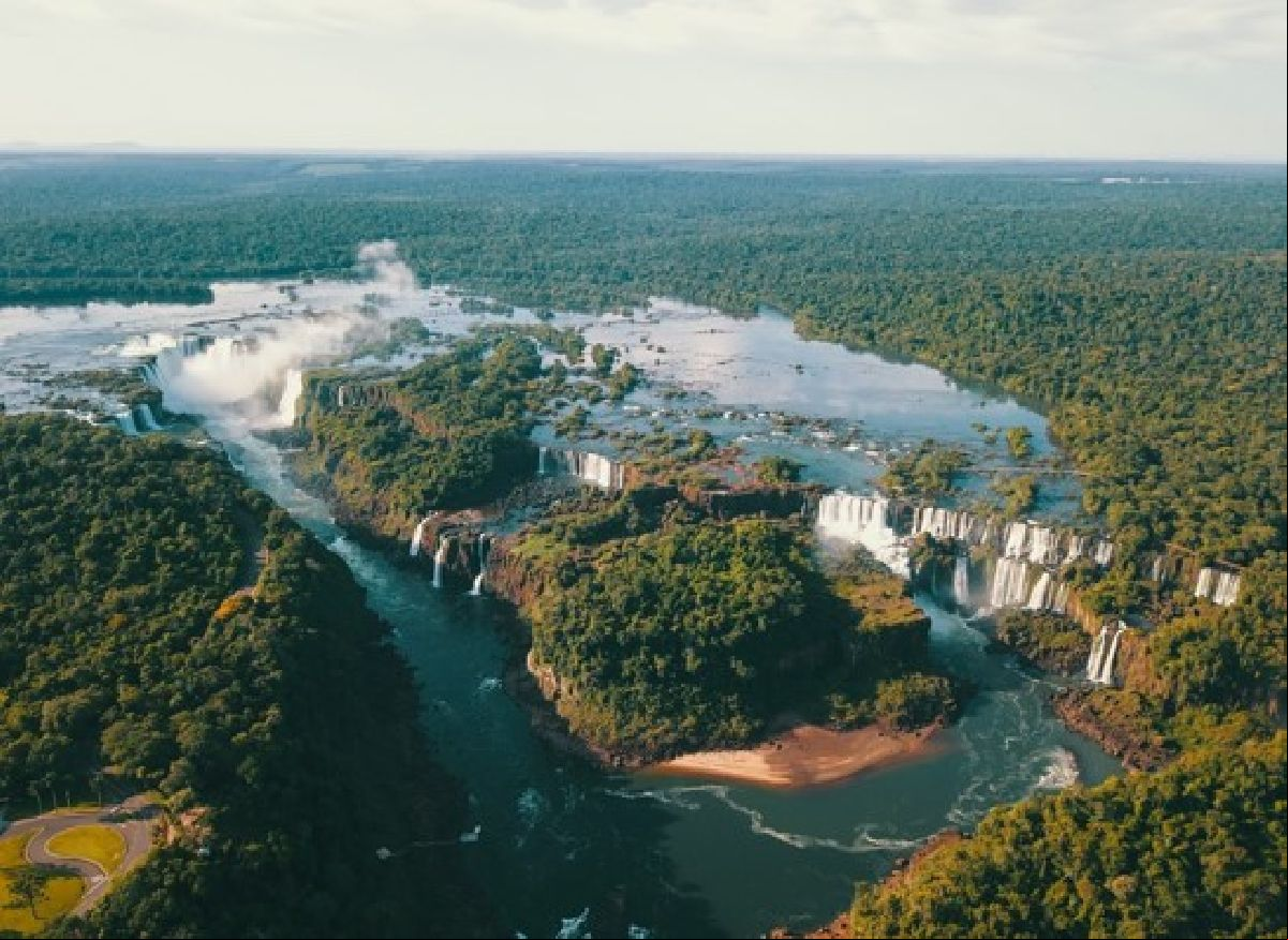 Parque Nacional do Iguaçu terá horário ampliado e música ao vivo durante o carnaval